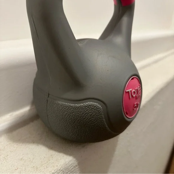 Tone Fitness 5 lb Kettlebell - Pink - Picture 5 of 9